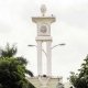 patung publik jam menara ria taman abdul rivai bandung