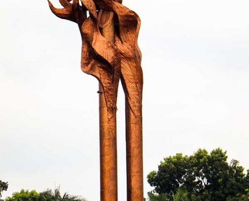 monumen bandung lautan api sunaryo bandung